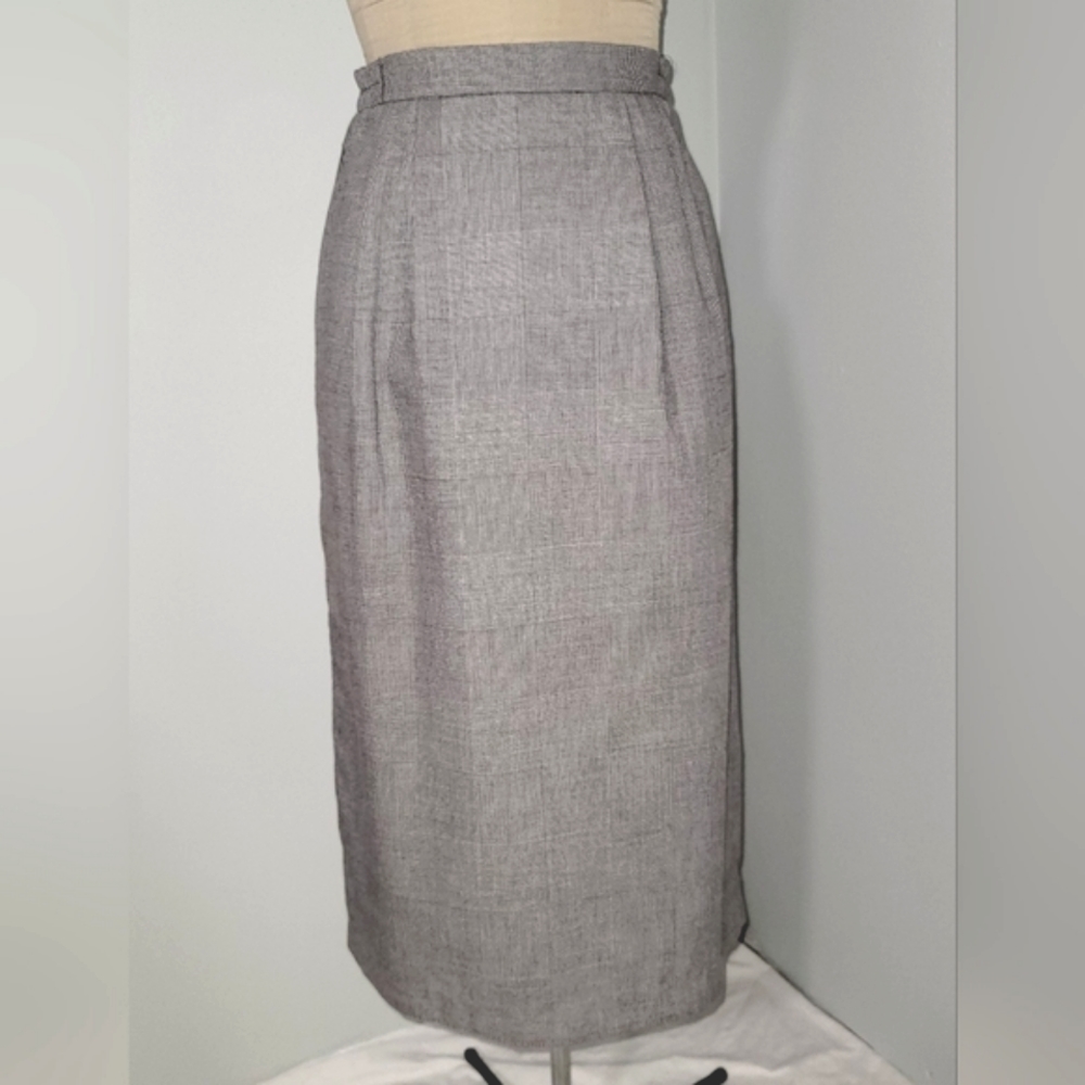 Glen plaid black and white skirt  Sz 10